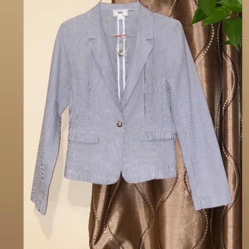 Striped blazer💘